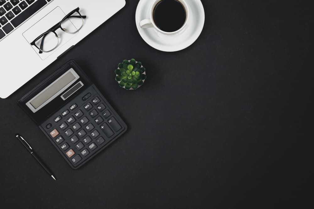 Specialist ecommerce accounting team reconciling payment platform data Specialist ecommerce accounting team reconciling payment platform data